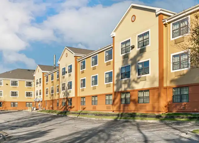 Property at Furnished Studio - Detroit - Farmington Hills - 27775 Stansbury St, Farmington Hills, MI, 48334, 0 beds, 1 bath, [object Object]