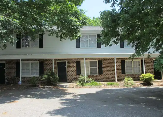 Property at 252 Highland Park Dr, Athens, GA, 30605, 2 beds, 1.5 baths, [object Object]