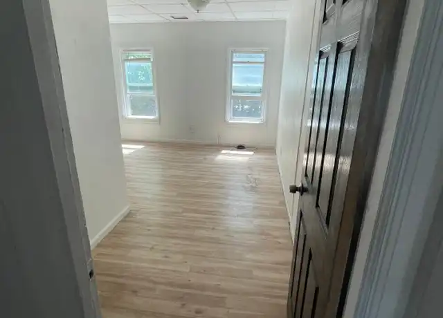 Property at 131 Locust St Unit 1, Lockport, NY, 14094, 2 beds, 1 bath, [object Object]