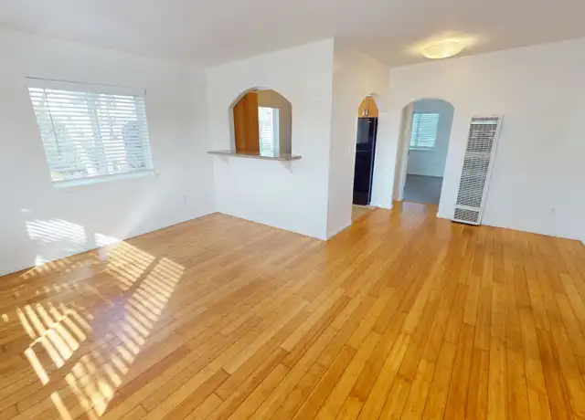 Property at 100 Palm Ave Unit F, Imperial Beach, CA, 91932, 1 bed, 1 bath, [object Object]