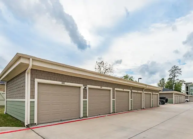 Photo of 17011 Harpers Way, Conroe, TX 77385