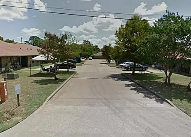 Property at 401 Mill St Unit 102, Alto, TX, 75925, 2 beds, 1 bath, [object Object]
