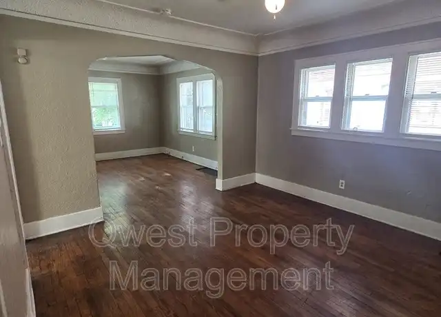 Property at 626 Oakdale St SE, Grand Rapids, MI, 49507, 2 beds, 1 bath, [object Object]