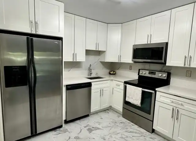 Property at 9235 SW 8th St #114, Boca Raton, FL, 33428, 2 beds, 2 baths, [object Object]