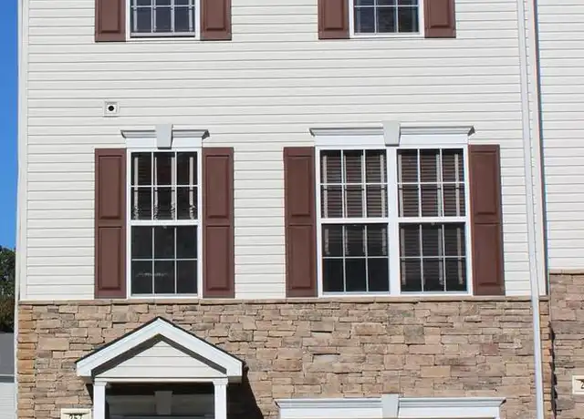 Property at 257 Bruaw Dr, York, PA, 17406, 3 beds, 2.5 baths, [object Object]