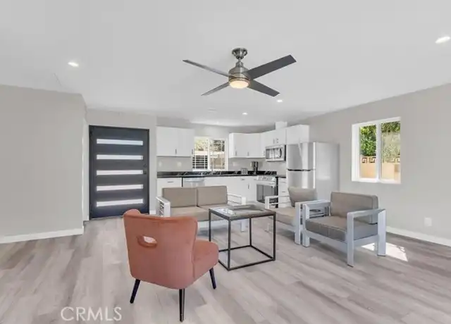 Property at 22237 Tiara St, Woodland Hills, CA, 91367, 1 bed, 1 bath, [object Object]