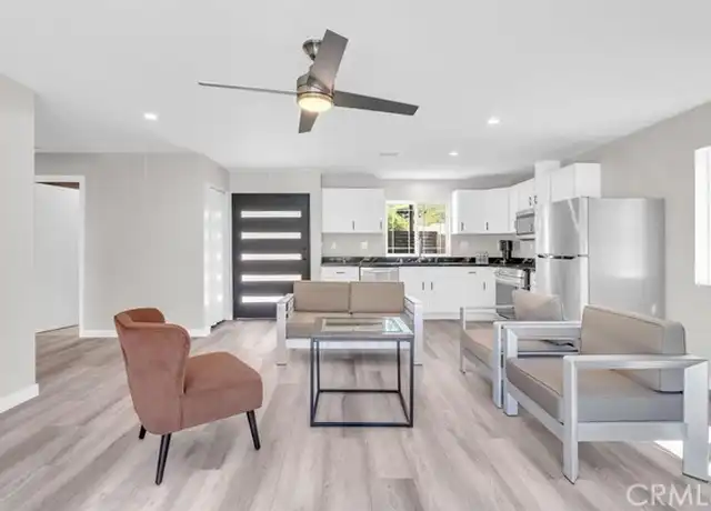 Property at 22237 Tiara St, Woodland Hills, CA, 91367, 1 bed, 1 bath, [object Object]