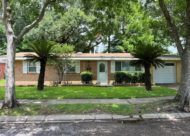 Property at 220 Roselyn Park Pl, New Orleans, LA, 70131, 3 beds, 2 baths, [object Object]
