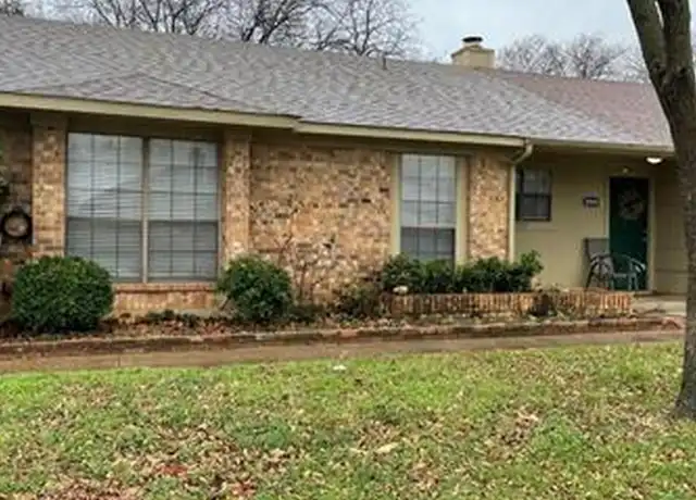 Property at 2907 Hilltop Dr, Euless, TX, 76039, 3 beds, 2 baths, [object Object]