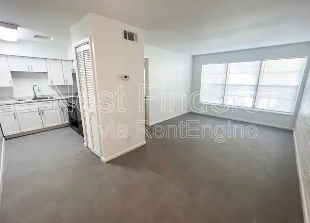 Property at 1318 Sydney Pl Unit 8, Jacksonville, FL, 32205, 1 bed, 1 bath, [object Object]