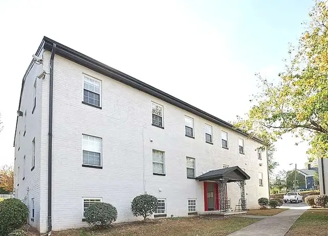 Photo of 1700 Chapel Hill Rd, Durham, NC 27707