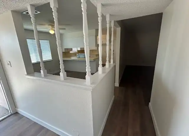 Property at 1986 E Ash Ave, Tulare, CA, 93274, 4 beds, 2 baths, [object Object]