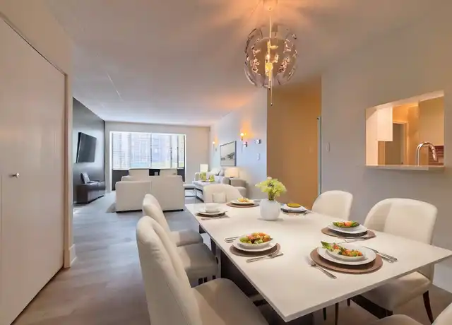 Property at 637 E Woodland Park Ave Unit 606-305, Chicago, IL, 60616, 2 beds, 2 baths, [object Object]
