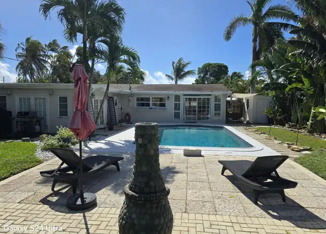 Property at 125 NW 10th St, Boca Raton, FL, 33432, 2 beds, 2 baths, [object Object]