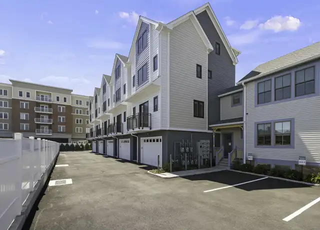 Property at 239 Henry St Unit 5, Stamford, CT, 06902, 3 beds, 3.5 baths, [object Object]