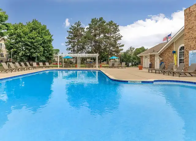 Property at Chimney Hill Apartments - 6834 Chimney Hill Dr, West Bloomfield, MI, 48322, 2 beds, 1.5-2 baths, [object Object]