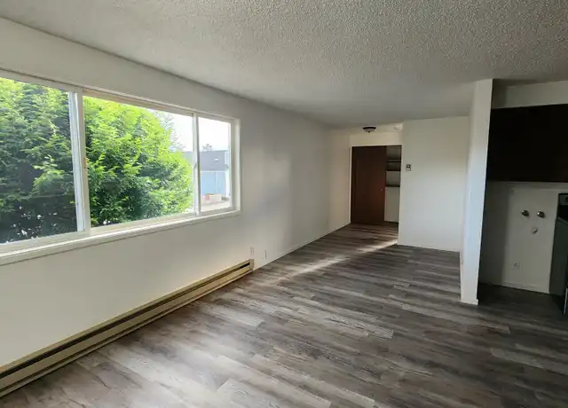 Property at 695 4th St Unit A, Blaine, WA, 98230, 1 bed, 1 bath, [object Object]