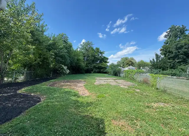 Property at 107 Ottawa Ave, Louisville, KY, 40214, 2 beds, 1 bath, [object Object]