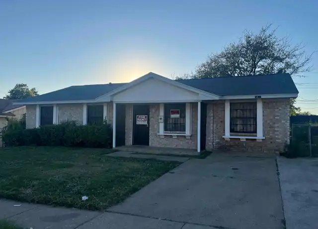Property at 6427 Moonhill Dr, Dallas, TX, 75241, 4 beds, 1.5 baths, [object Object]