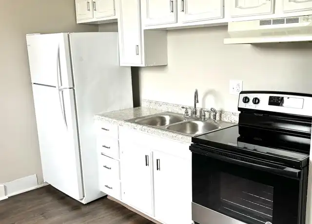 Property at 306 Harvey Ave Unit 3, Greensburg, PA, 15601, 2 beds, 1 bath, [object Object]