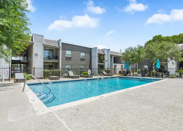 Property at Waterloo Flats - 1300 S Pleasant Valley Rd, Austin, TX, 78741, 2 beds, 1 bath, [object Object]