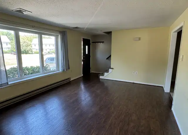 Property at 835 Mount Hope St #22, North Attleboro, MA, 02760, 2 beds, 1.5 baths, [object Object]