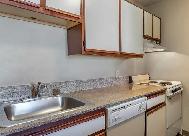 Property at Newport News - I-64 - Jefferson Avenue - 12359 Hornsby Ln, Newport News, VA, 23602, 0 beds, 1 bath, [object Object]