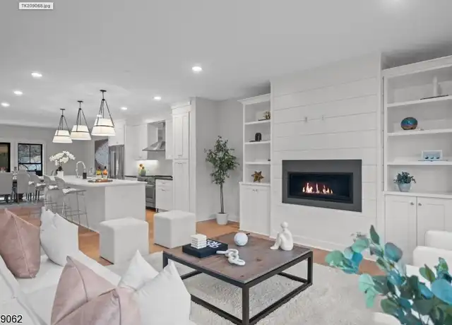 Property at 147 Central Ave Unit 5, Old Tappan, NJ, 07675, 3 beds, 3.5 baths, [object Object]