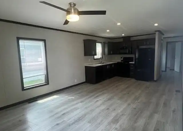 Property at 215 Brenthaven St, Elyria, OH, 44035, 3 beds, 2 baths, [object Object]