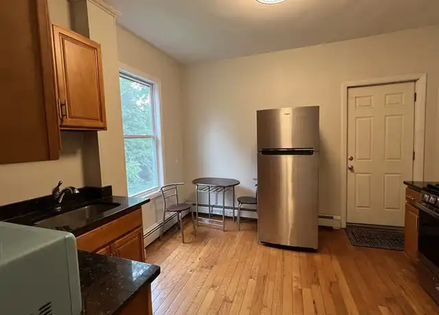 Property at 42 Waugh St Unit 2, Lowell, MA, 01854, 4 beds, 1 bath, [object Object]