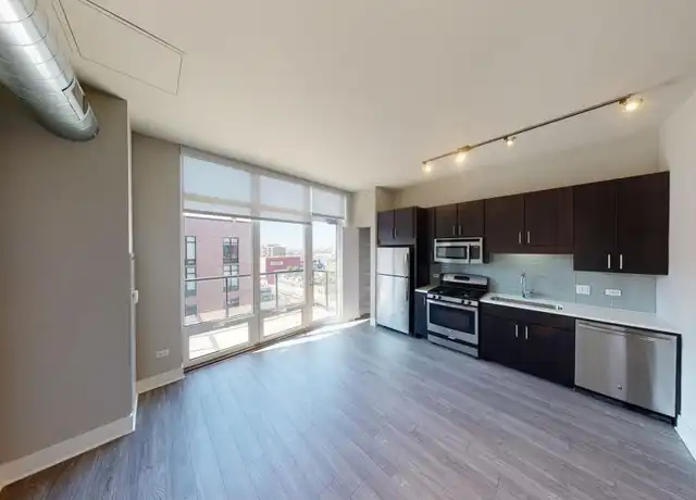 Property at 757 N Clark St, Chicago, IL, 60654, 1 bed, 1 bath, [object Object]