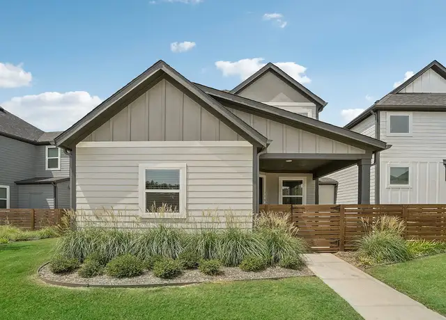 Photo of 1509 Canvas Way, Denton, TX 76205