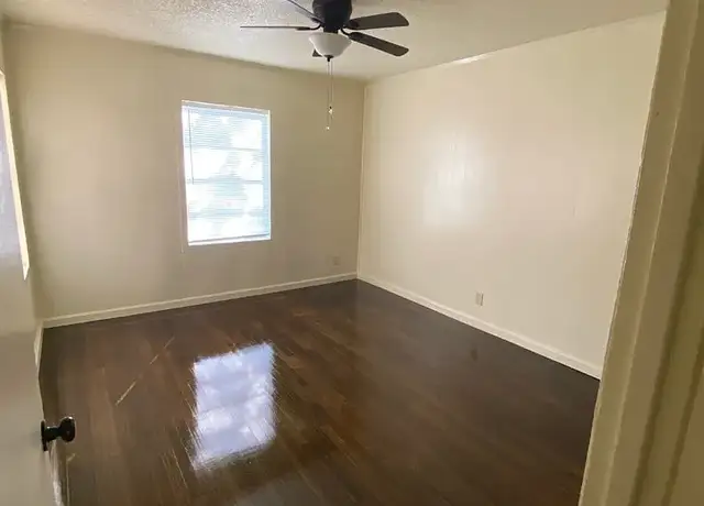 Photo of 1750 Merriman Ave, Corpus Christi, TX 78412