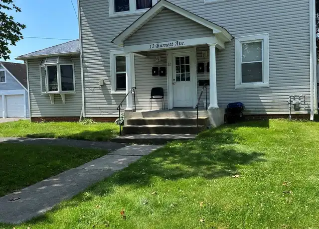 Property at 12 Burnett Ave Unit 5, Bay Shore, NY, 11706, 1 bed, 1 bath, [object Object]