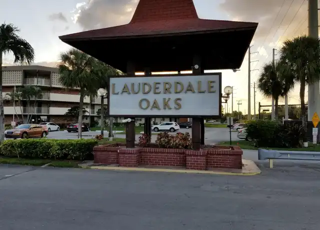 Property at 2900 NW 46th Ave #105, Lauderdale Lakes, FL, 33313, 1 bed, 1.5 baths, [object Object]