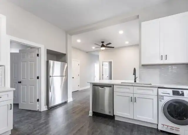 Property at 2658 W Huron St Unit 1R, Chicago, IL, 60612, 2 beds, 1 bath, [object Object]