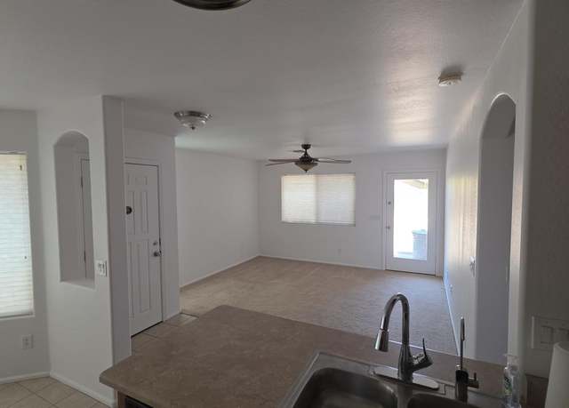 Photo of 858 W Mesquite Tree Ln, San Tan Valley, AZ 85143