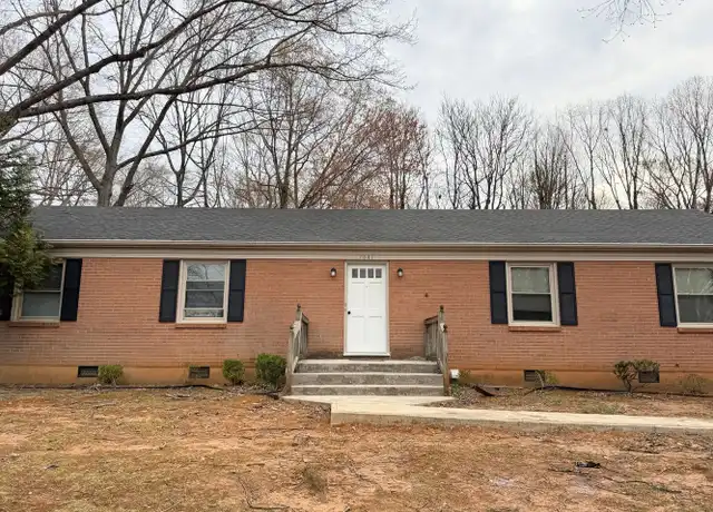 Property at 1039 Oakmont Cir Unit 1041 A, Lynchburg, VA, 24502, 2 beds, 1 bath, [object Object]