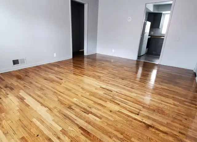 Property at 812 N 44th St Unit 7101, Omaha, NE, 68131, 2 beds, 1 bath, [object Object]