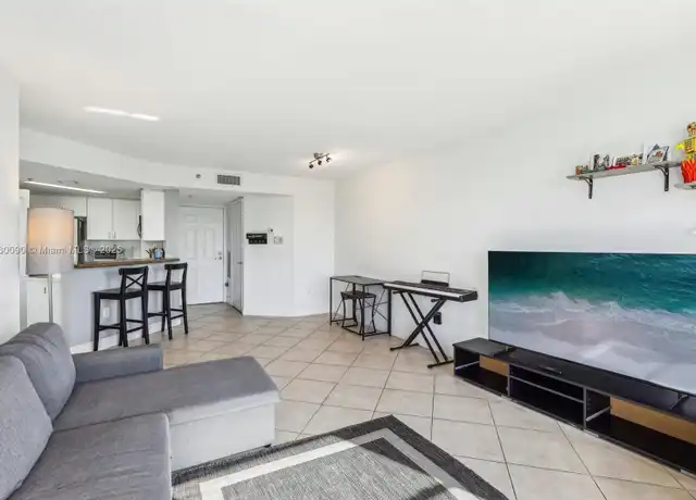 Property at 2351 Douglas Rd #1305, Miami, FL, 33145, 1 bed, 1.5 baths, [object Object]