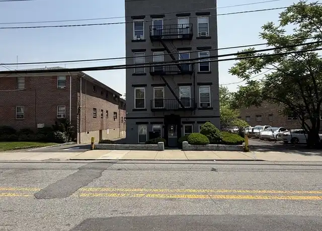 Property at 17 Teaneck Rd Unit 1B, Ridgefield Park, NJ, 07660, 2 beds, 1 bath, [object Object]
