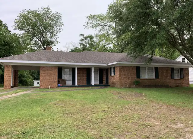 Property at 304 S Brundidge St Unit A, Troy, AL, 36081, 3 beds, 2 baths, [object Object]