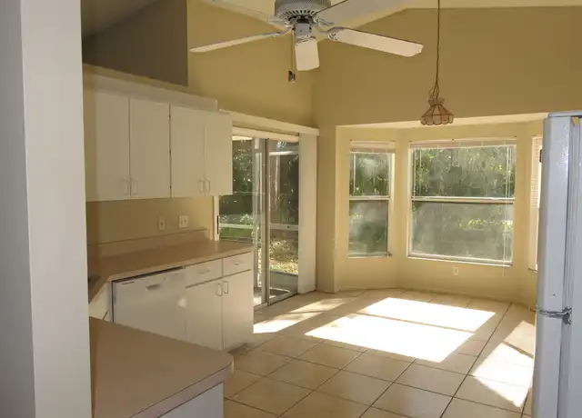 Property at 1527 Count Nicholas Ct, Sarasota, FL, 34232, 3 beds, 2 baths, [object Object]
