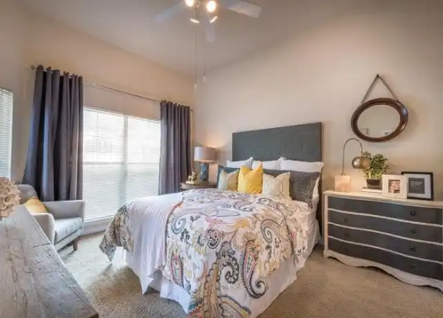 Property at 1000 Henderson St, Fort Worth, TX, 76102, 2 beds, 2 baths, [object Object]