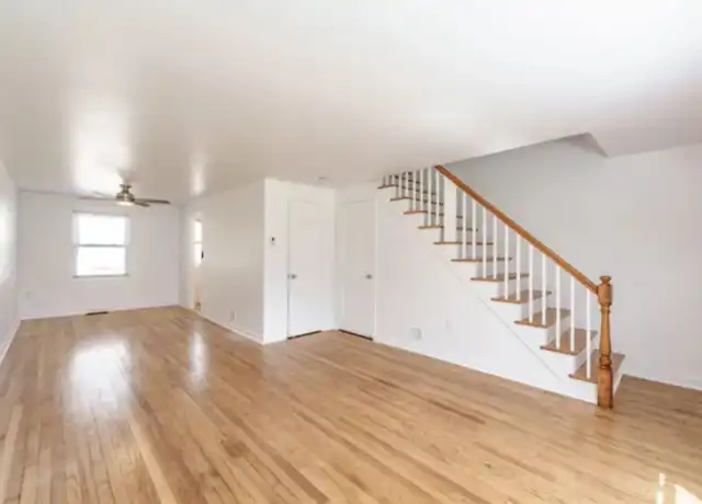 Property at 35 Cooper Pl Unit 87, New Haven, CT, 06515, 2 beds, 1 bath, [object Object]