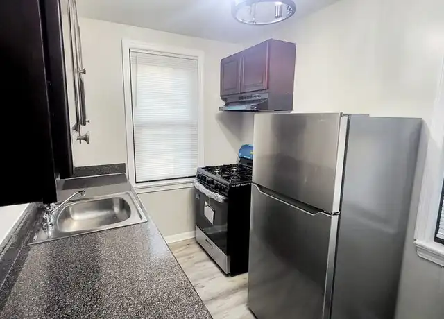 Property at 3255 Crescent Dr Unit 15-1605, Camden, NJ, 08104, 1 bed, 1 bath, [object Object]