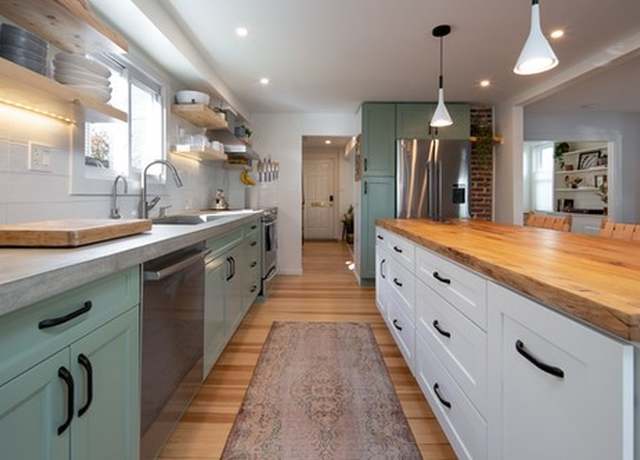 Photo of 5 Potter St, Newport, RI 02840