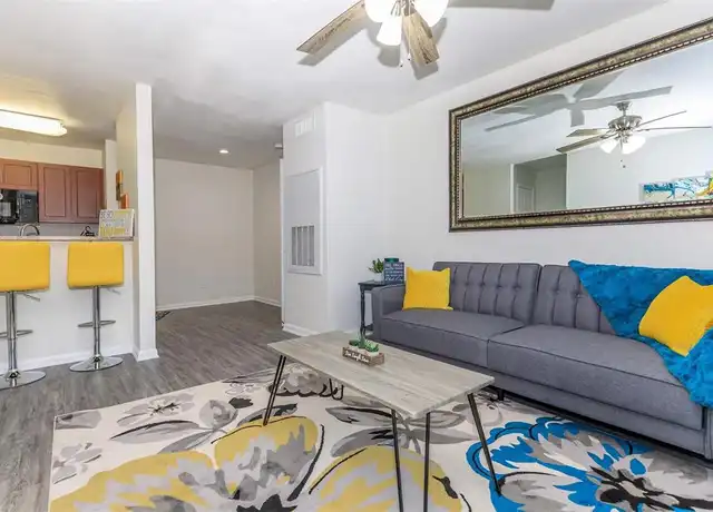 Property at 5555 Holly View Dr Unit 1607, Houston, TX, 77091, 1 bed, 1 bath, [object Object]