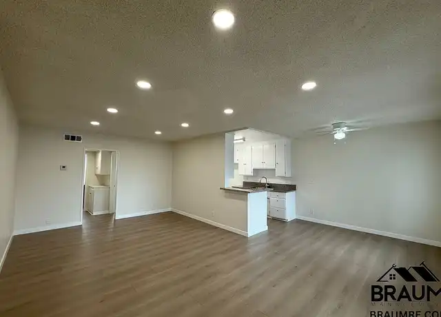 Property at 6041 Whitsett Ave, North Hollywood, CA, 91606, 1 bed, 1 bath, [object Object]