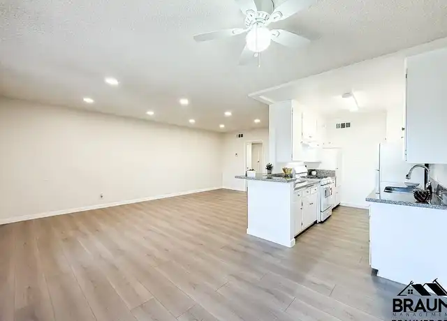 Property at 6041 Whitsett Ave, North Hollywood, CA, 91606, 1 bed, 1 bath, [object Object]